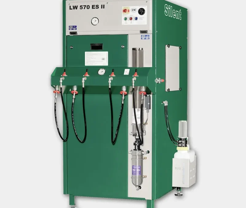 LW 570 ES II Silent high-pressure breathing air compressor with fill panel and integrated filtration system.